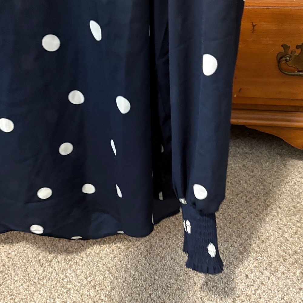 LOFT Polka Dot Blouse in Navy and White - Picture 4 of 6